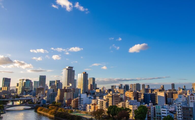 大阪市中央区の月極駐車場の状況まとめ、相場・空き状況・穴場エリアをご紹介!